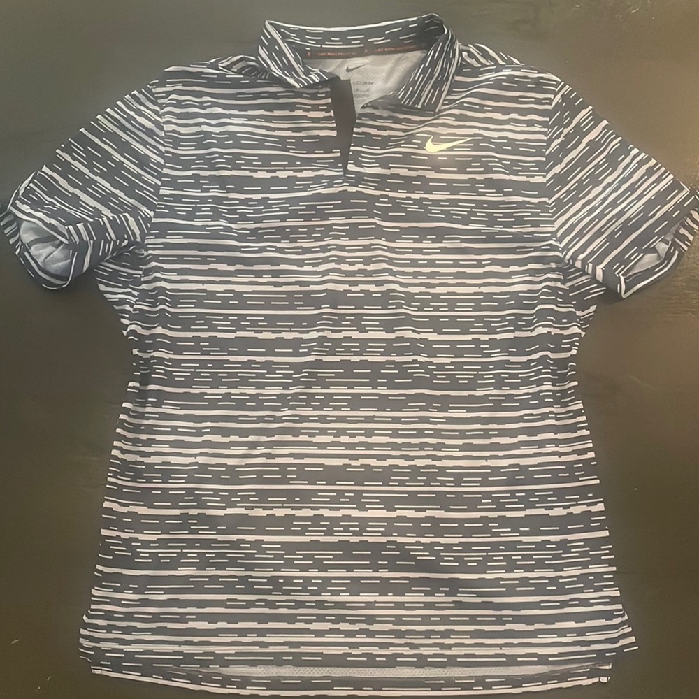 Nike a Tiger Wood Dri-Fit ADV